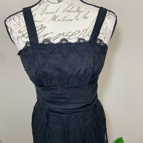 Vintage Sa’Bett 1950’s Eyelet Lace Black Dress 🍀 - Picture 3 of 8